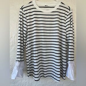 West K Classic Black/White Striped Women’s Woven-Ruffle-Cup Striped Knit Tee, M